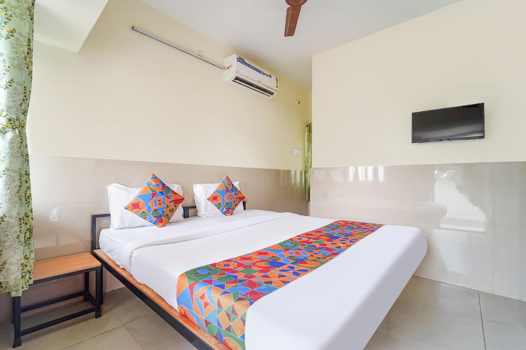 Fabexpress Clover Castle - Nr Coimbatore International Airport Luaran gambar
